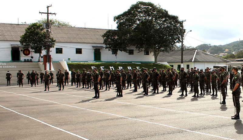 2_-_Conclusão_de_curso_e_Despedida_de_militar_2020.jpg