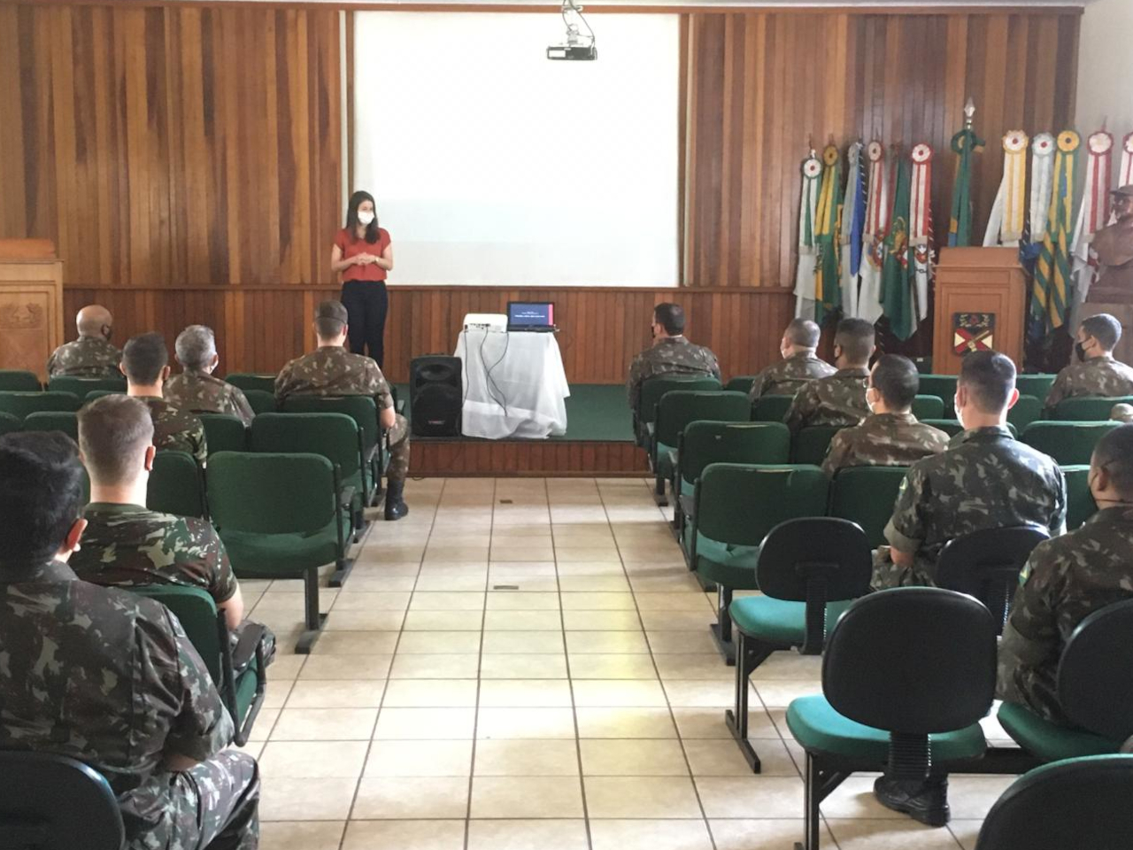 2_-_Palestra_Valorização_da_Vida_2020.jpg