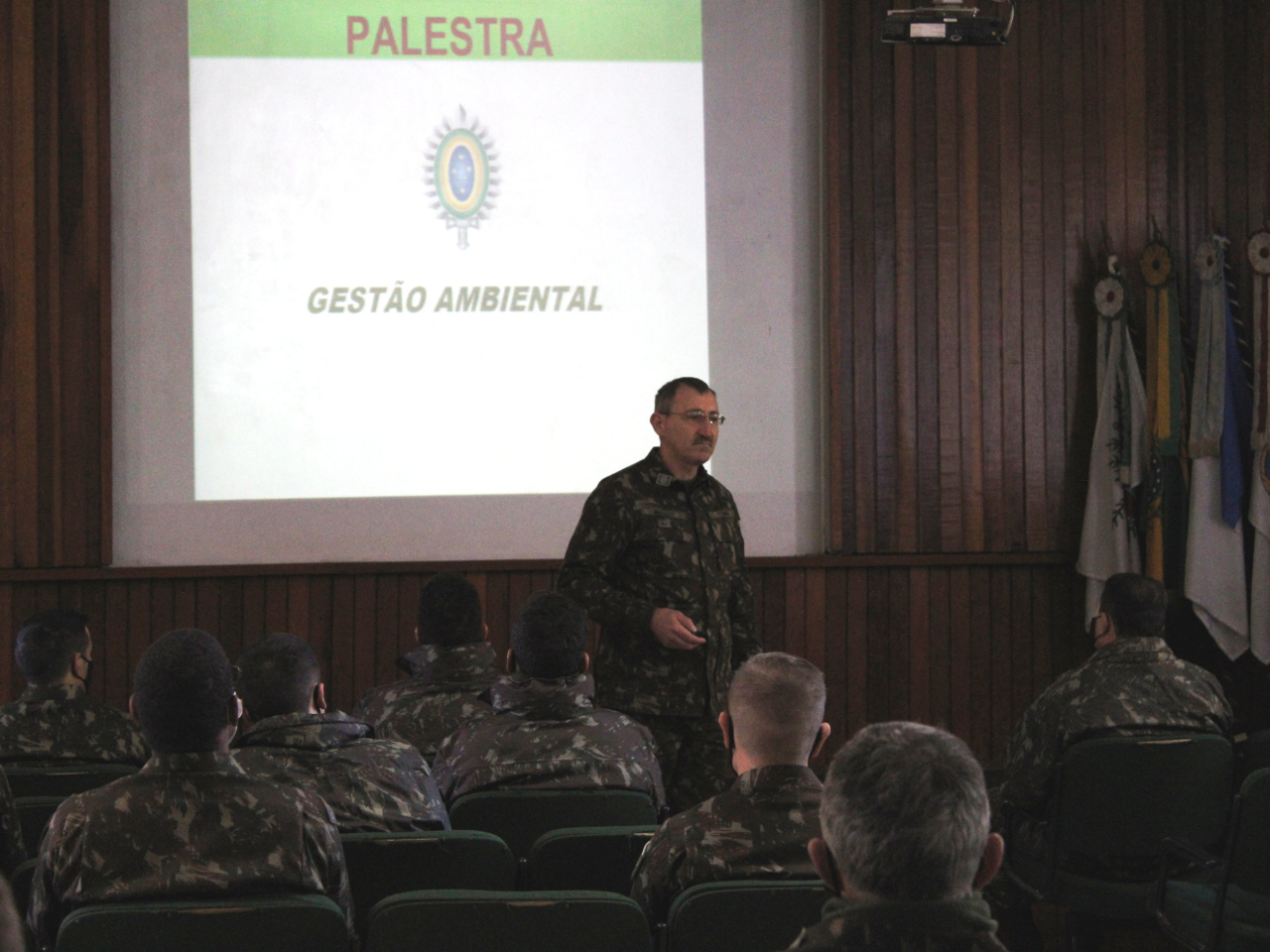 2_-_palestra_meio_ambiente_2021.JPG