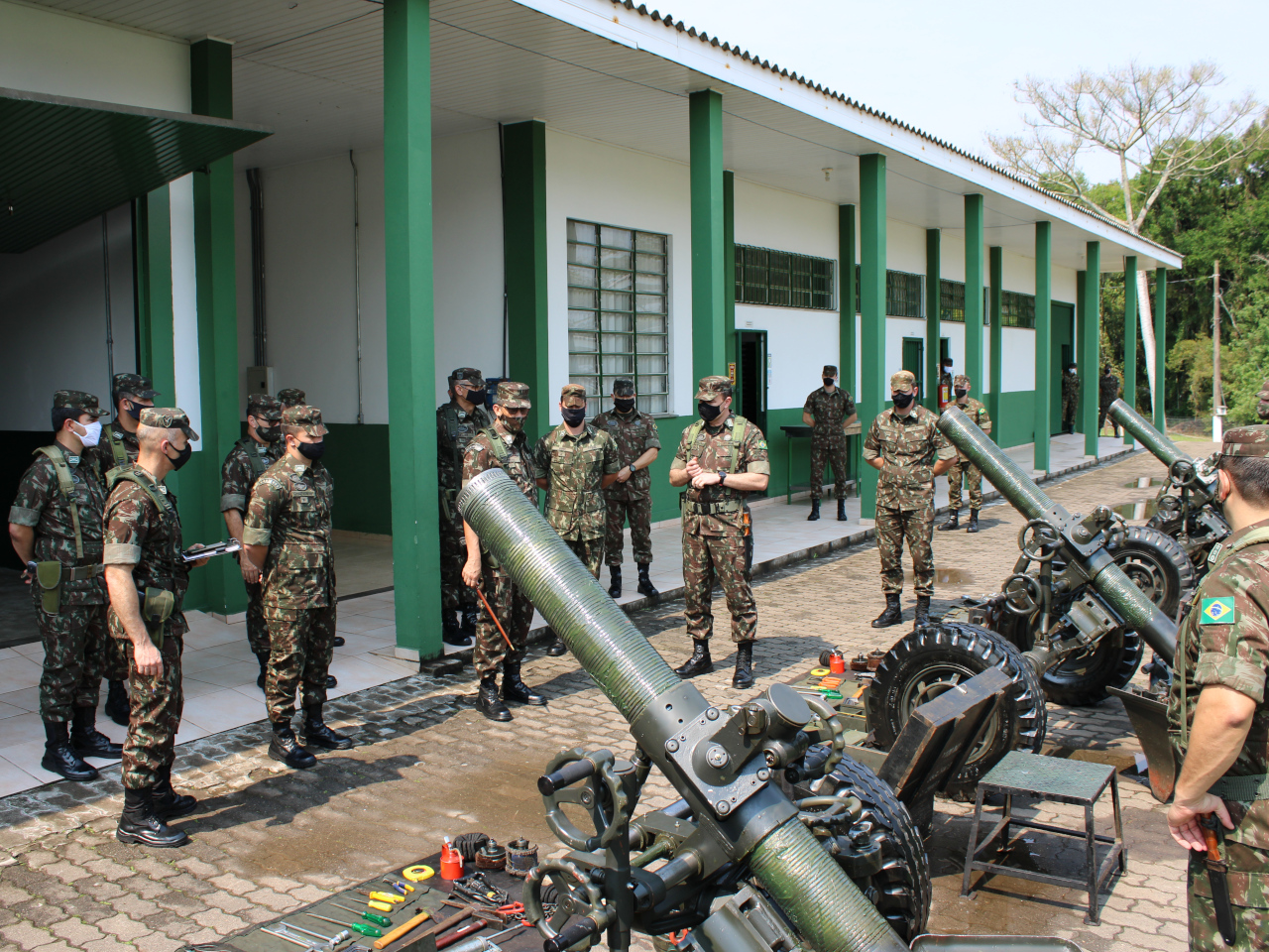 5_-_Visita_do_Comandante_da_6ª_Brigada_de_Infantaria_Blindada_2020.jpg