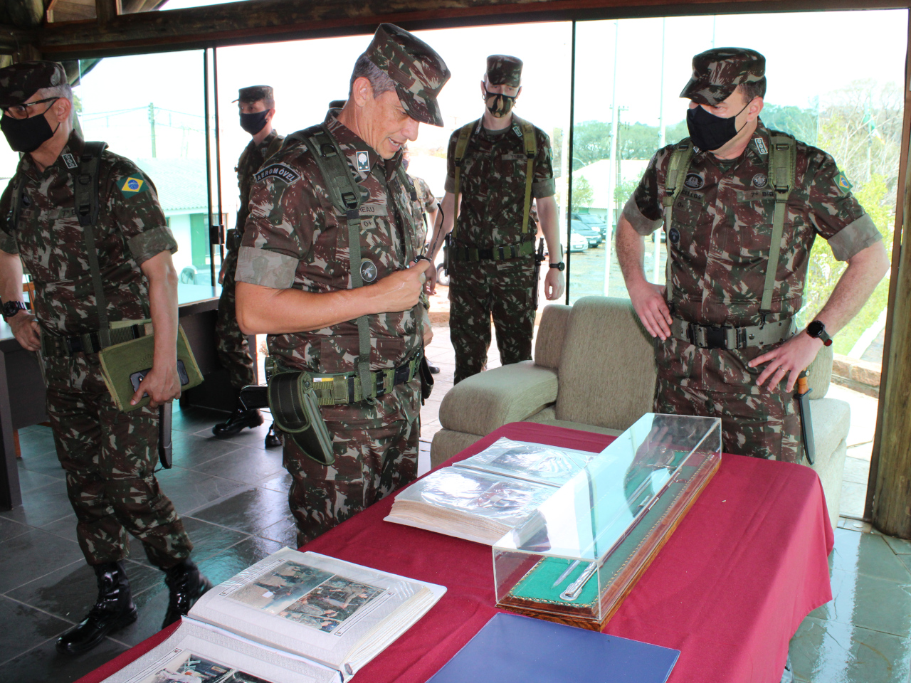 7_-_Visita_do_Comandante_da_6ª_Brigada_de_Infantaria_Blindada_2020.jpg